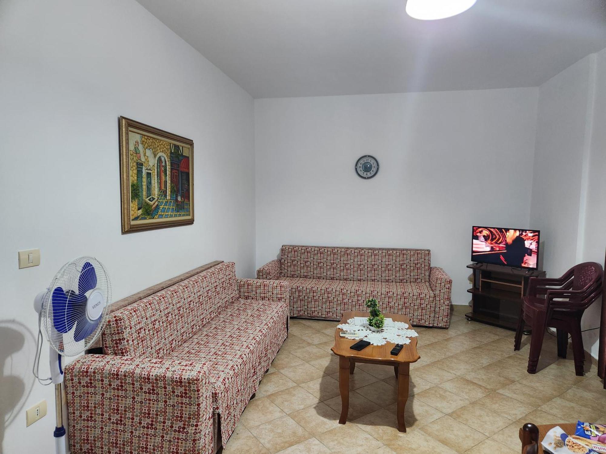 Apartment Comfy Beachfront - 50m From The Sea Golem (Tirana)
